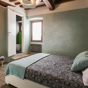 https://la-casetta-di-lia.it-tuscanyhotel.com